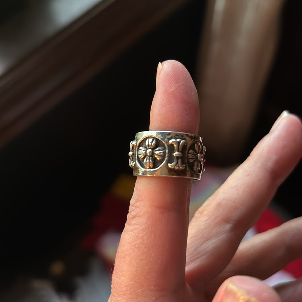Sterling(925) Silver Ring with Floral Design